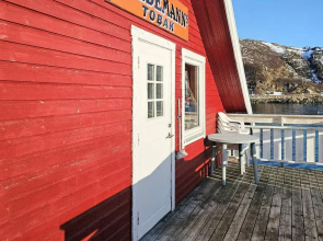 6 Person Holiday Home in Rebbenes