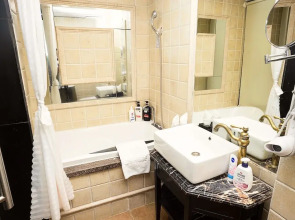 A25 Hotel - 06 Truong Dinh