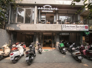 Soft Pillow Hostel - Adults Only