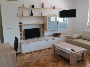 Seasons apartmani
