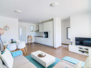 Beautiful Apartment in Smokvica Krmpotska With Wifi, 2 Bedrooms and Outdoor Swimming Pool