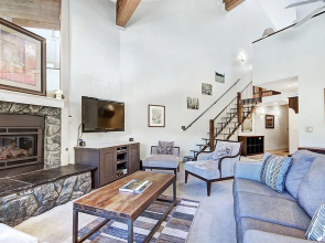 Tyra Summit B3A by RedAwning