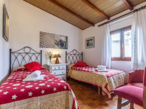 Villa - 3 Bedrooms with Pool - 103173