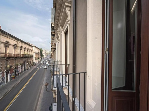 Etnea 454   Catania Luxury Rooms