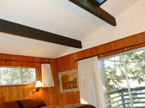 RedAwning Cabin #15B The Legacy