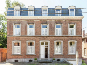 Spacious Holiday Home With Garden