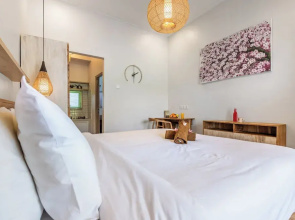 Aura Apartments
