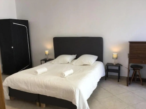 Grande Maison Familiale Avec Piscine Privée Et Climatisation, 10 Personnes, Très Grand Jardin, Située Aux Vignères, Proche de L'Isle Sur la Sorgue - Ls2-338 Gaugalino