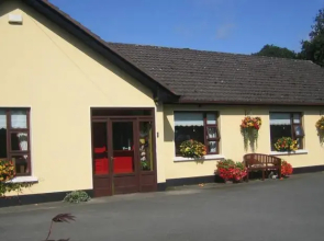 Louth Hall Bed and Breakfast