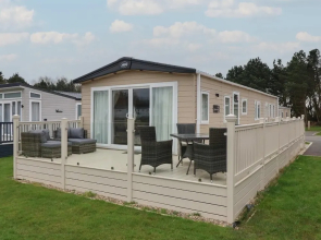 Whispering Willows 2-bed Lodge in Scarborough