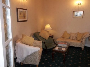 Clunie Guest House