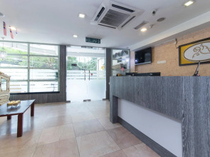 OYO 124 Hotel Seniman Sentul (Sanitized Stay)