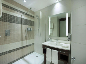 Hampton by Hilton Dubai Airport