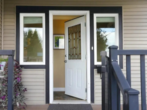 Lovely J Home -Stunning river view cozy two bedroom private suite