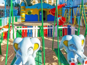 Le Jardin Aqua Park Resort