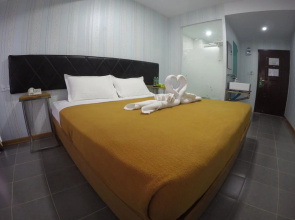 All Seasons Hotel