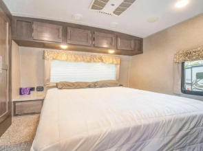 Outdoor Experience II Glamping Setup OK33