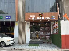 Hotel Bless Inn