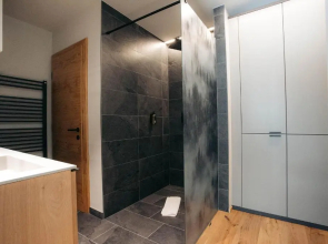 sGmiatli – Hideaway Apartments