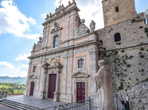 Awesome Home in Caccamo With 2 Bedrooms