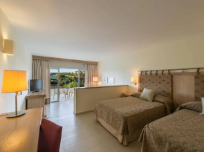 Blau Privilege Porto Petro Beach Resort & Spa