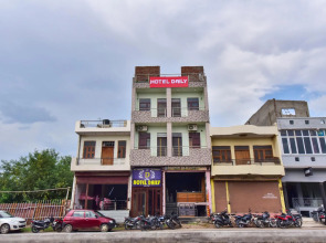 OYO 82514 Hotel Daily
