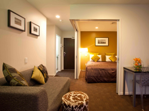 The Quadrant Hotel & Suites