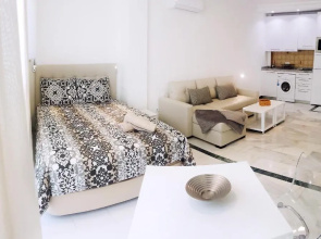 Luxury Studio