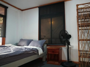 White Rose Guesthouse
