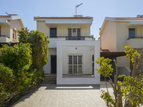 Beachfront Villa Meneou 5