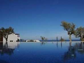 Penthouse With Breathtaking Panoramic Views of Mediterranean Sea Mountains