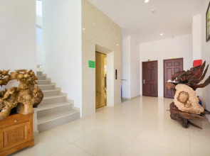 Oyo 719 Hotel Ruby Phu Quoc near Sos Medical Clinic Phu Quoc