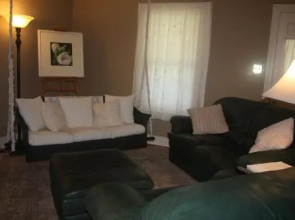 Studio B Guest House