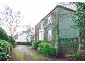 A Luxurious Masterpiece Steps from Stirling