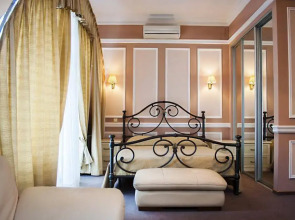 Гостиный Двор