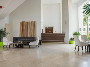 Palm Aruba Condos