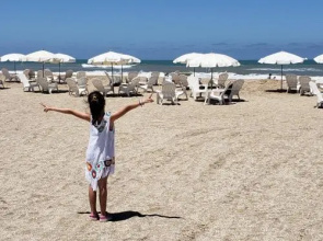 Linda Bay Beach & Resort U403