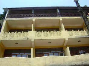 Hotel Megha View Dalhousie