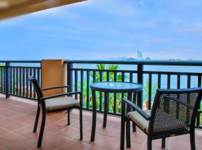 Sea View Super Luxurious Resort at Palm