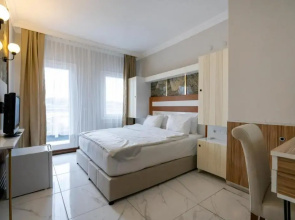 Sude Beach Resort Hotel