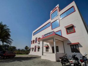 Hotel Moonlight By OYO Rooms