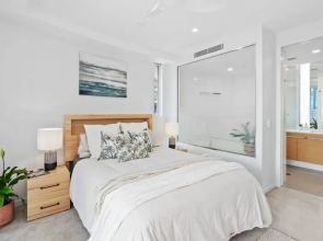 Luxury Beachfront Stay in Kirra