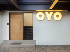 OYO 115 Portal Residence