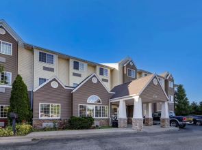 Microtel Inn & Suites by Wyndham Kalamazoo