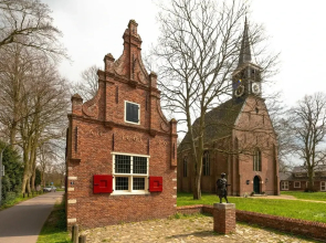 Quaint Apartment in Schoorl near Tennis Court