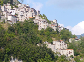 Holiday Home in Bagni di Lucca near Lake with Views & Fireplace