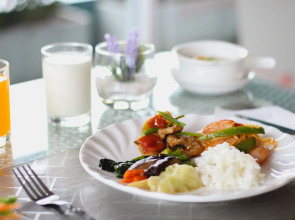 Maverick Ratchada Hotel