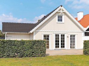 Pretty Holiday Home in Funen near Sea