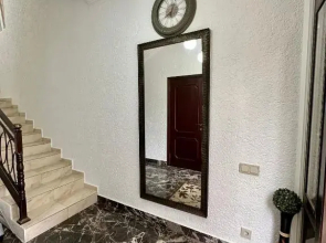 Apshza Guest House