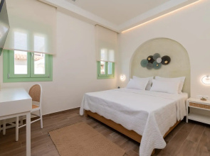 Pnoe Luxury Villa